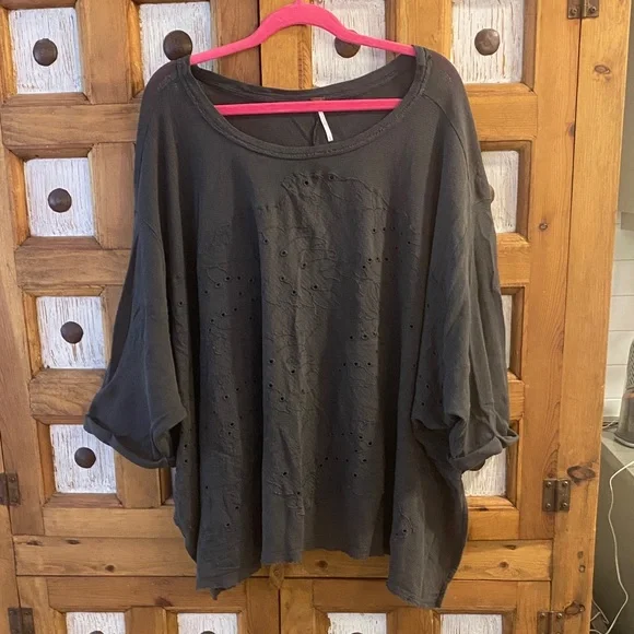 Free People Charcoal Boxy Oversized Blouse - Picture 1 of 6